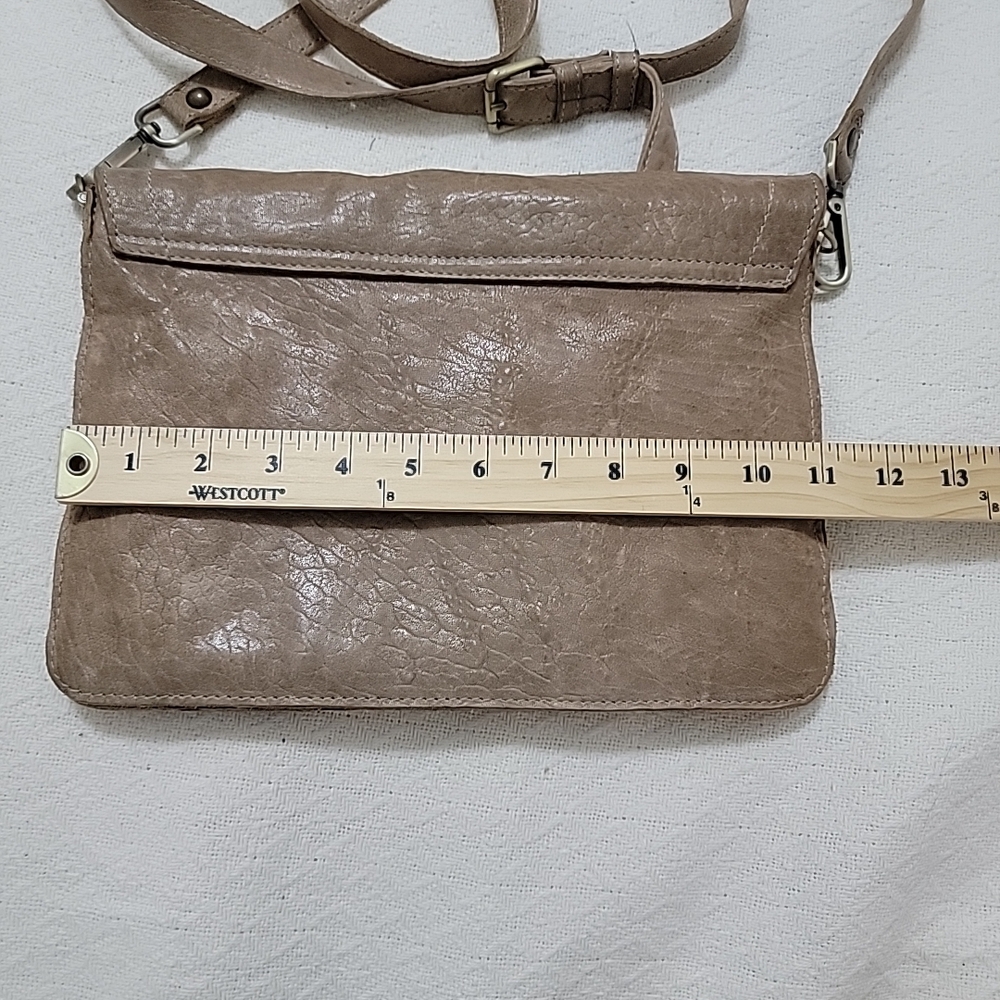 Maxon Made in Italy Tan Pebbled Leather Crossbody Messenger Boho Shoulder Bag - Picture 4 of 14